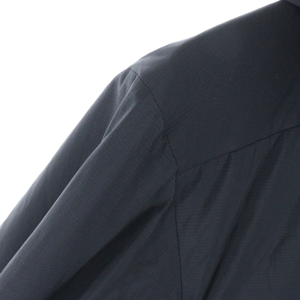 ジップアップ中綿ジャケット