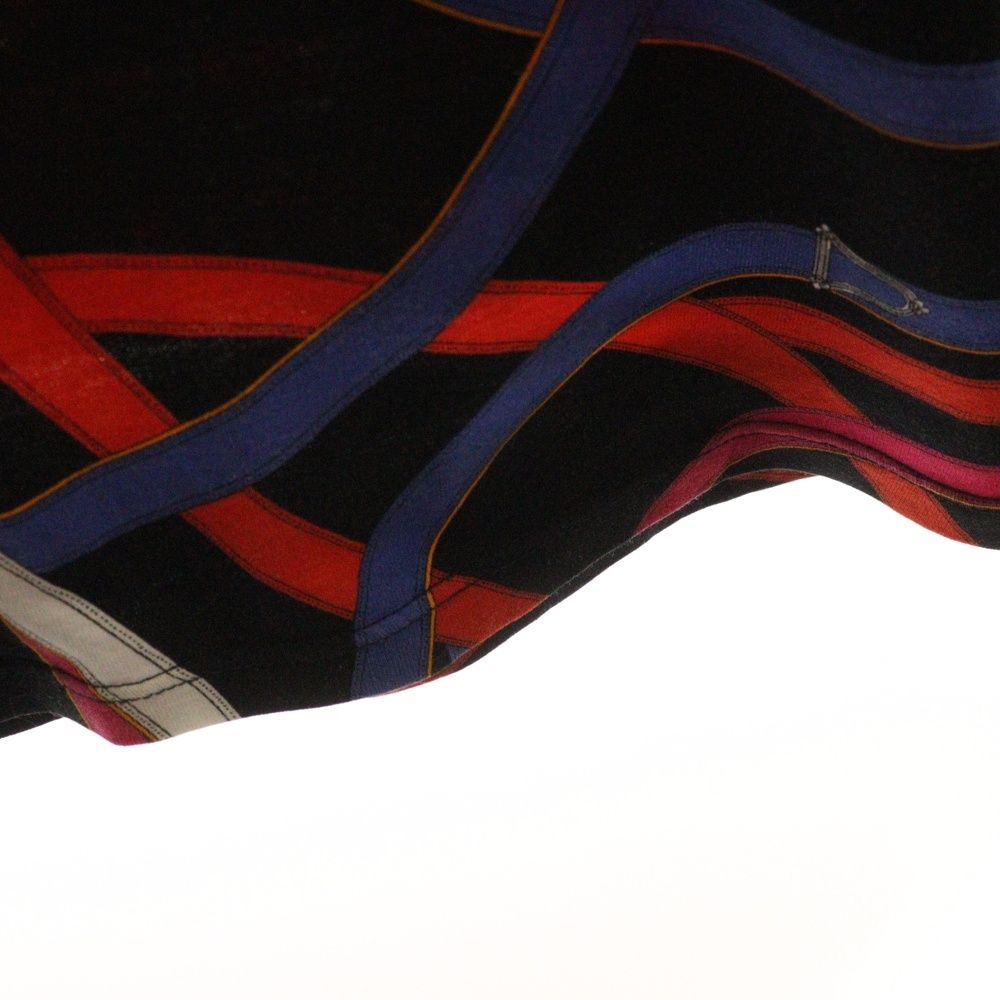 ベルト総柄プリント