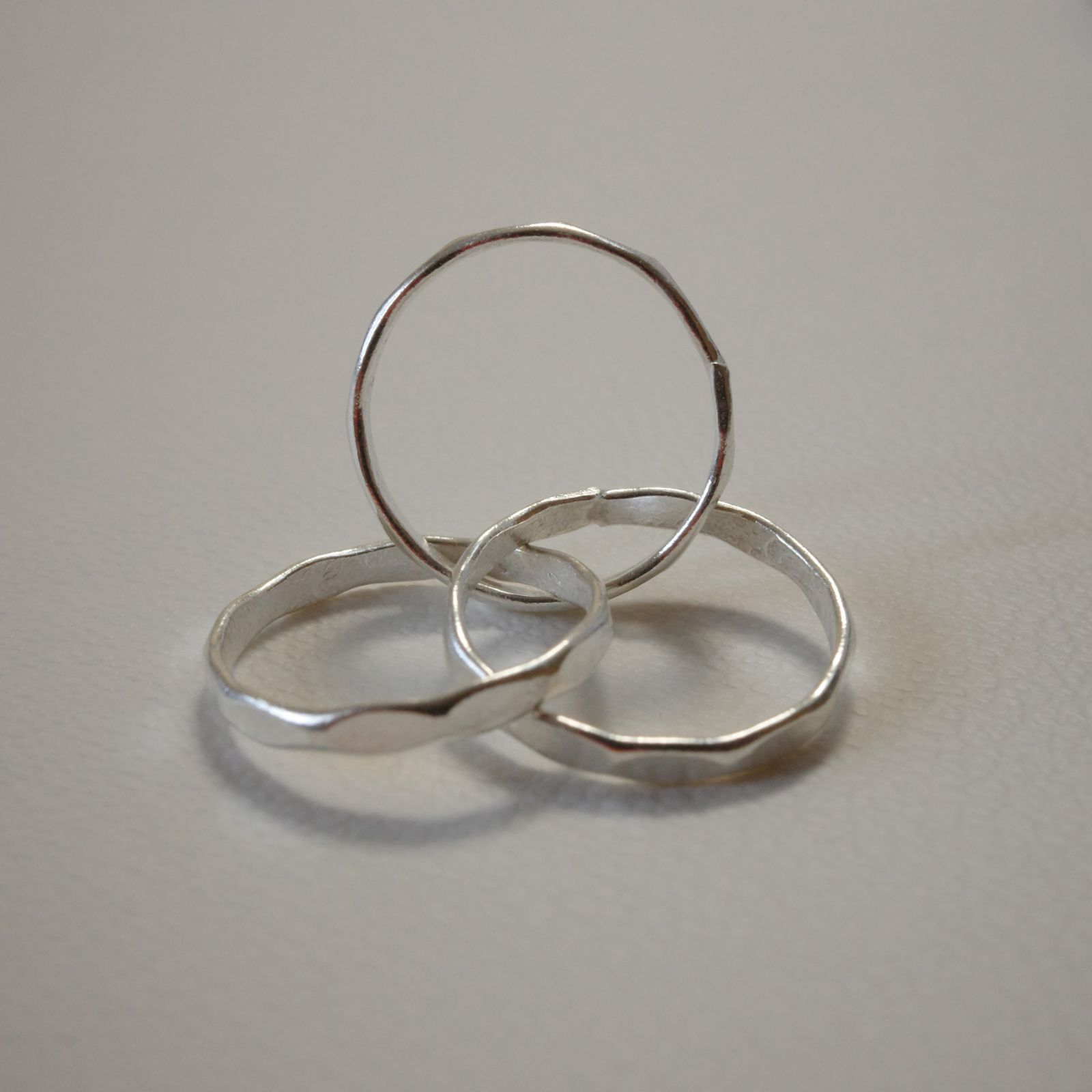 カレンシルバー リング karen silver ring カレン族 槌目3連[KN020