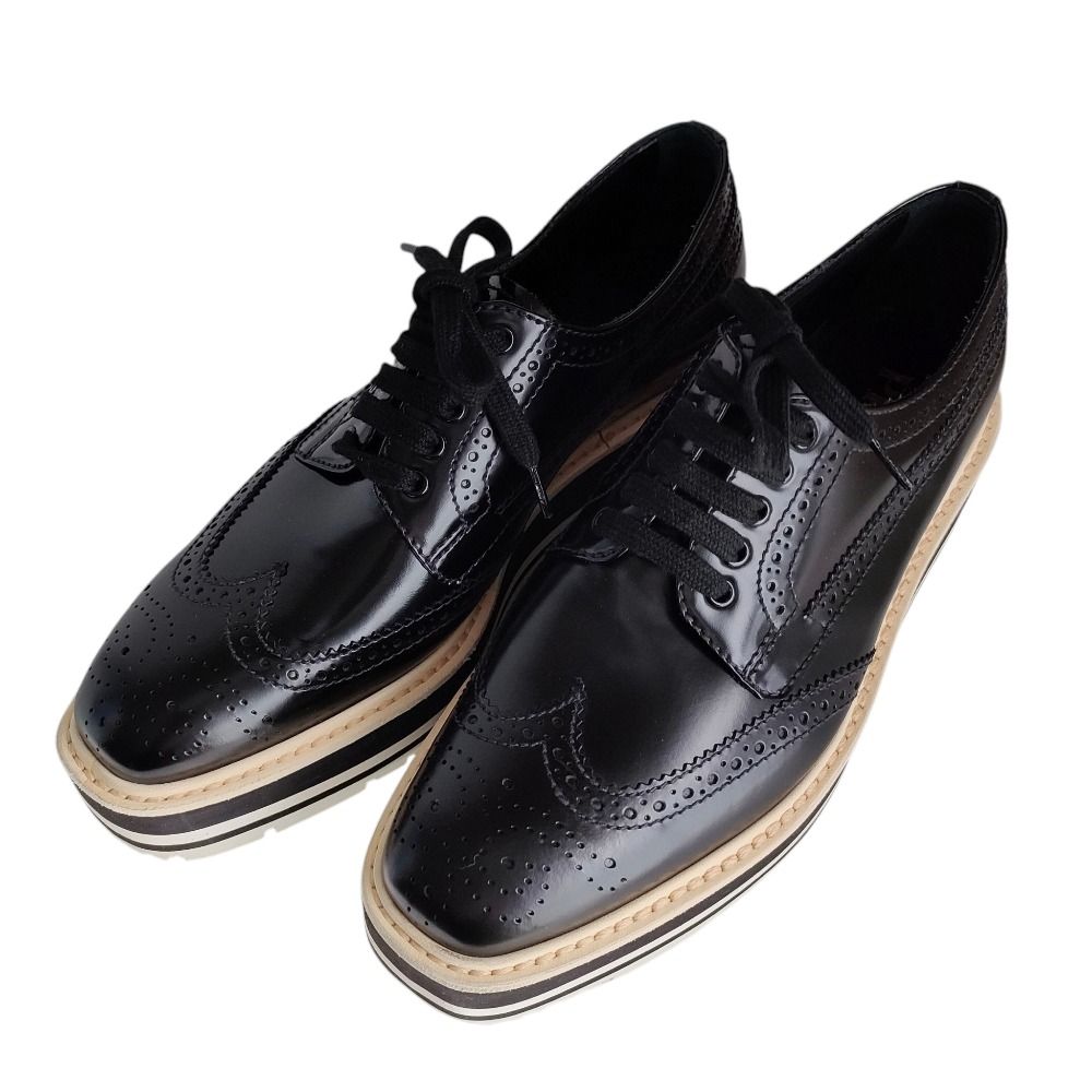 M*e様 【PRADA】ウィングチップ 厚底 フラット レザー シューズ 35 M*e様 【PRADA】ウィングチップ 厚底 フラット レザー シューズ 35