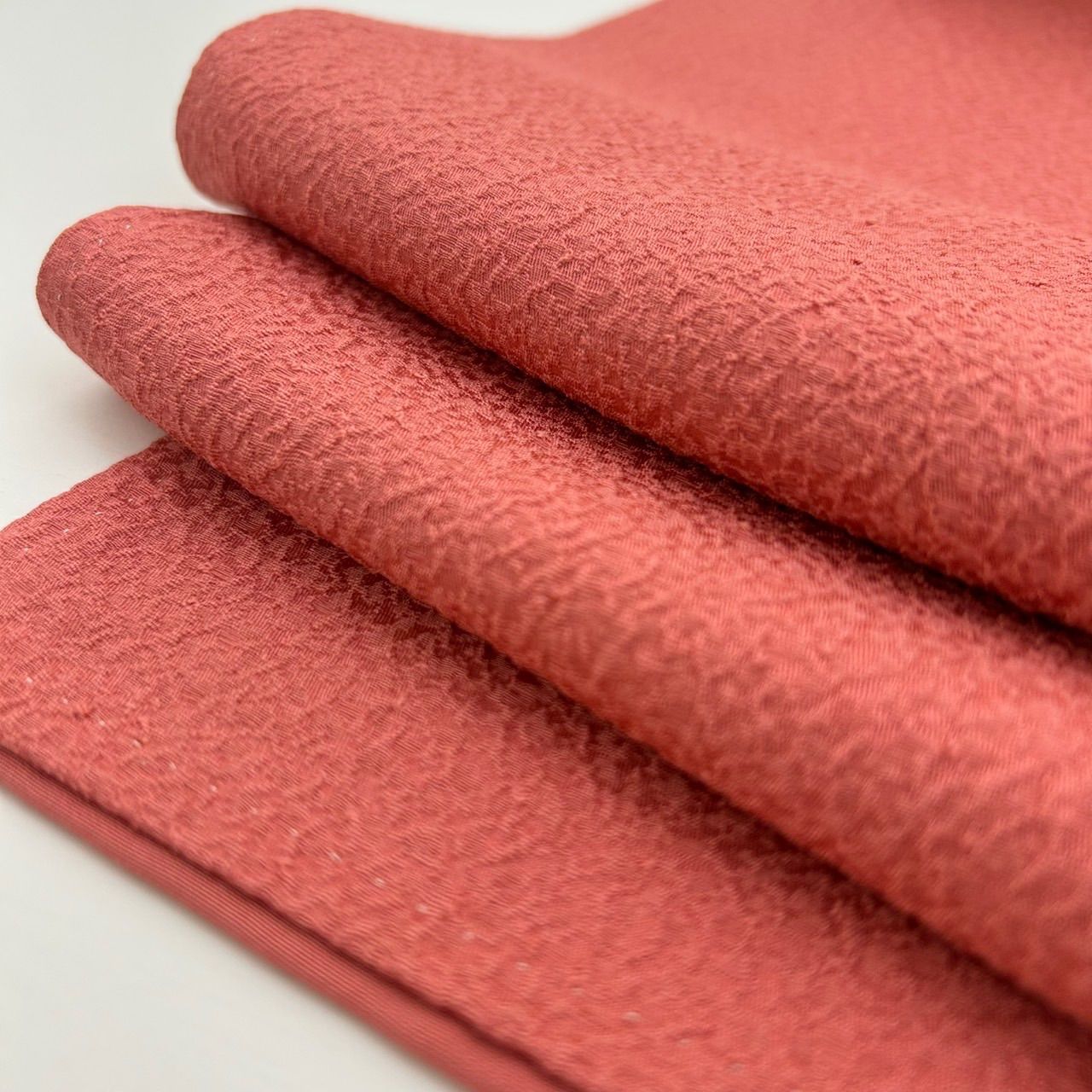 色無地 裄65 縮緬 一つ紋 正絹 着物 MK-1172 - メルカリ