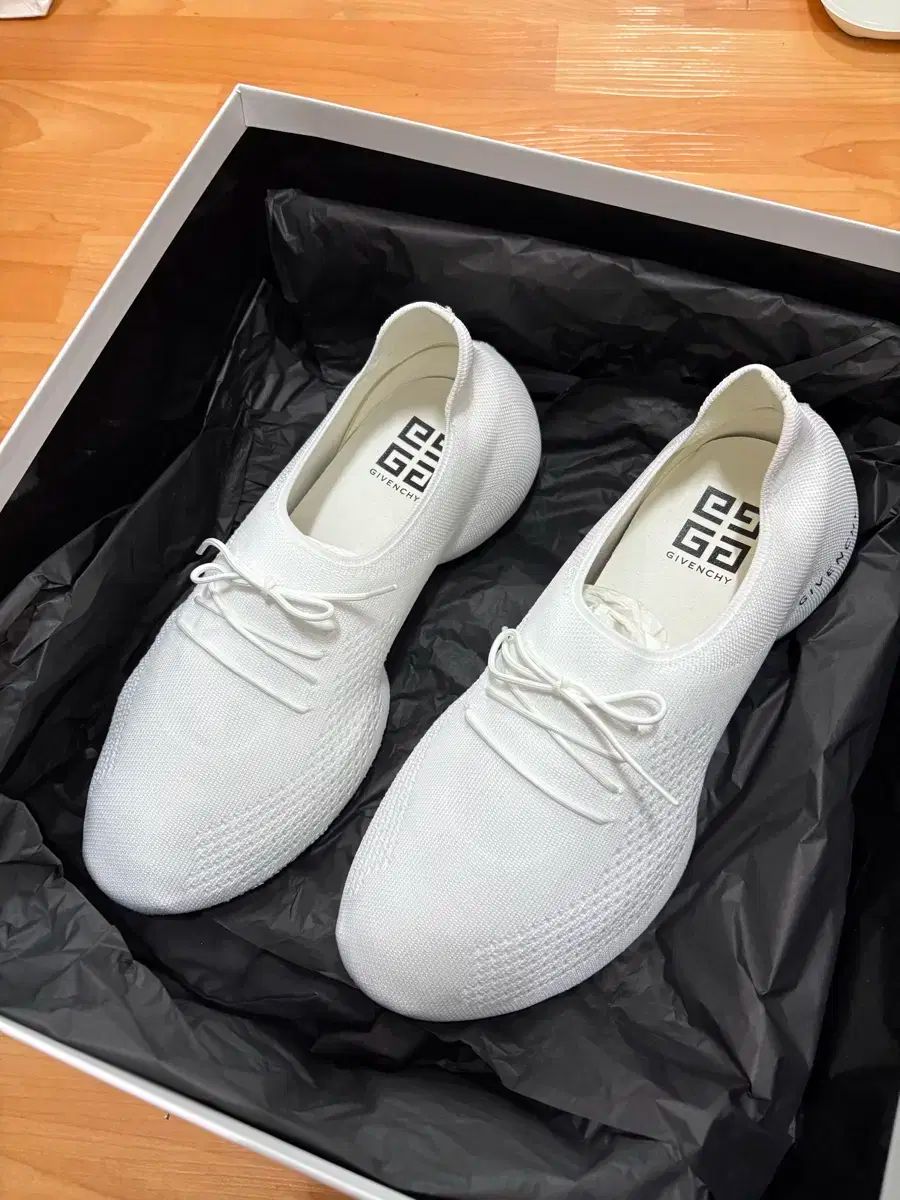 スニーカー TK360