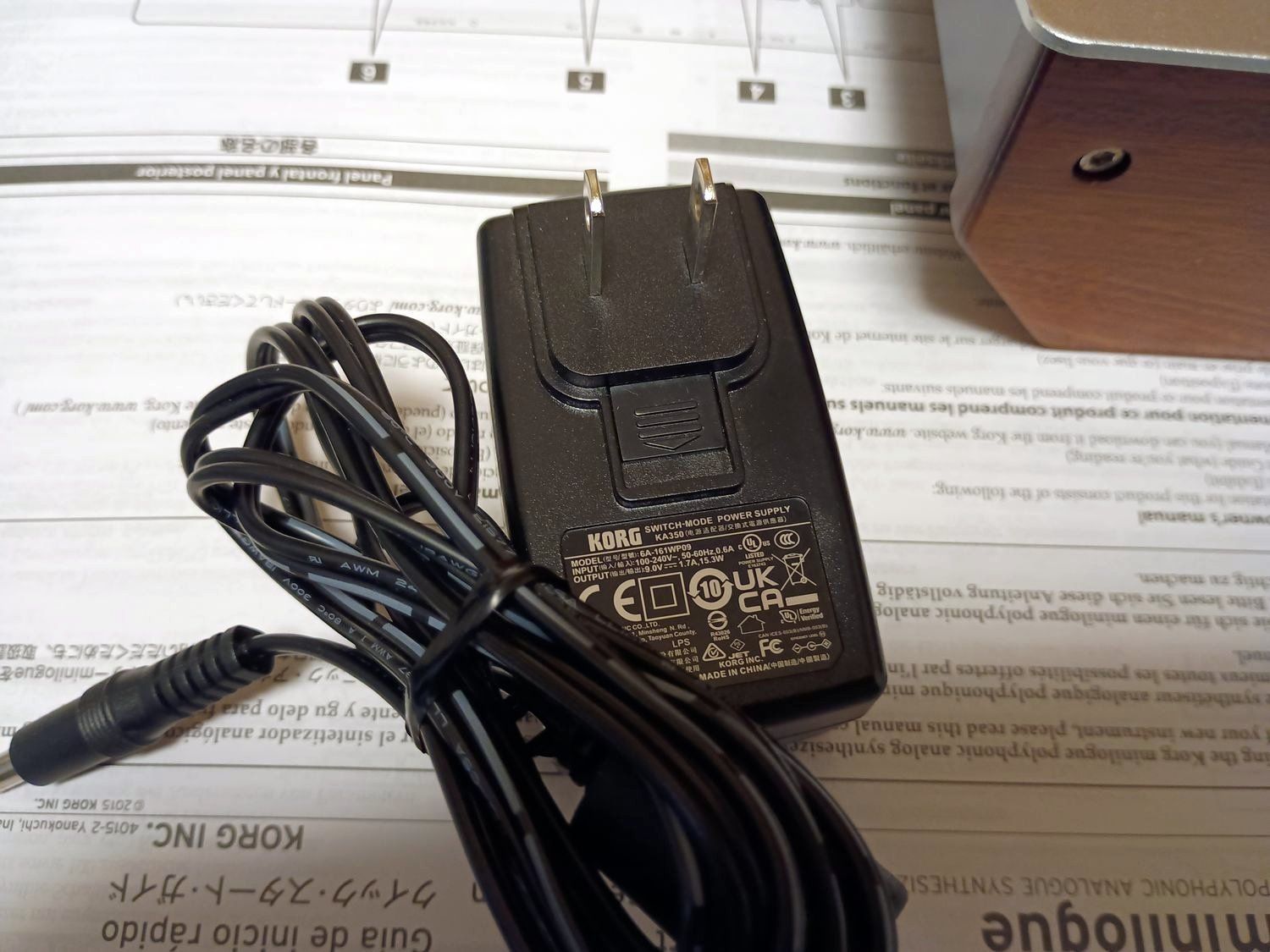 現状品・完動品】KORG minilogue 純正ACアダプター 元箱 付 - メルカリ