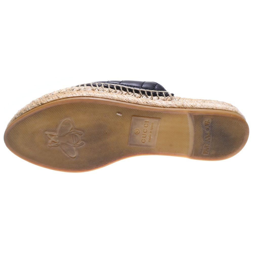 フラット シューズ