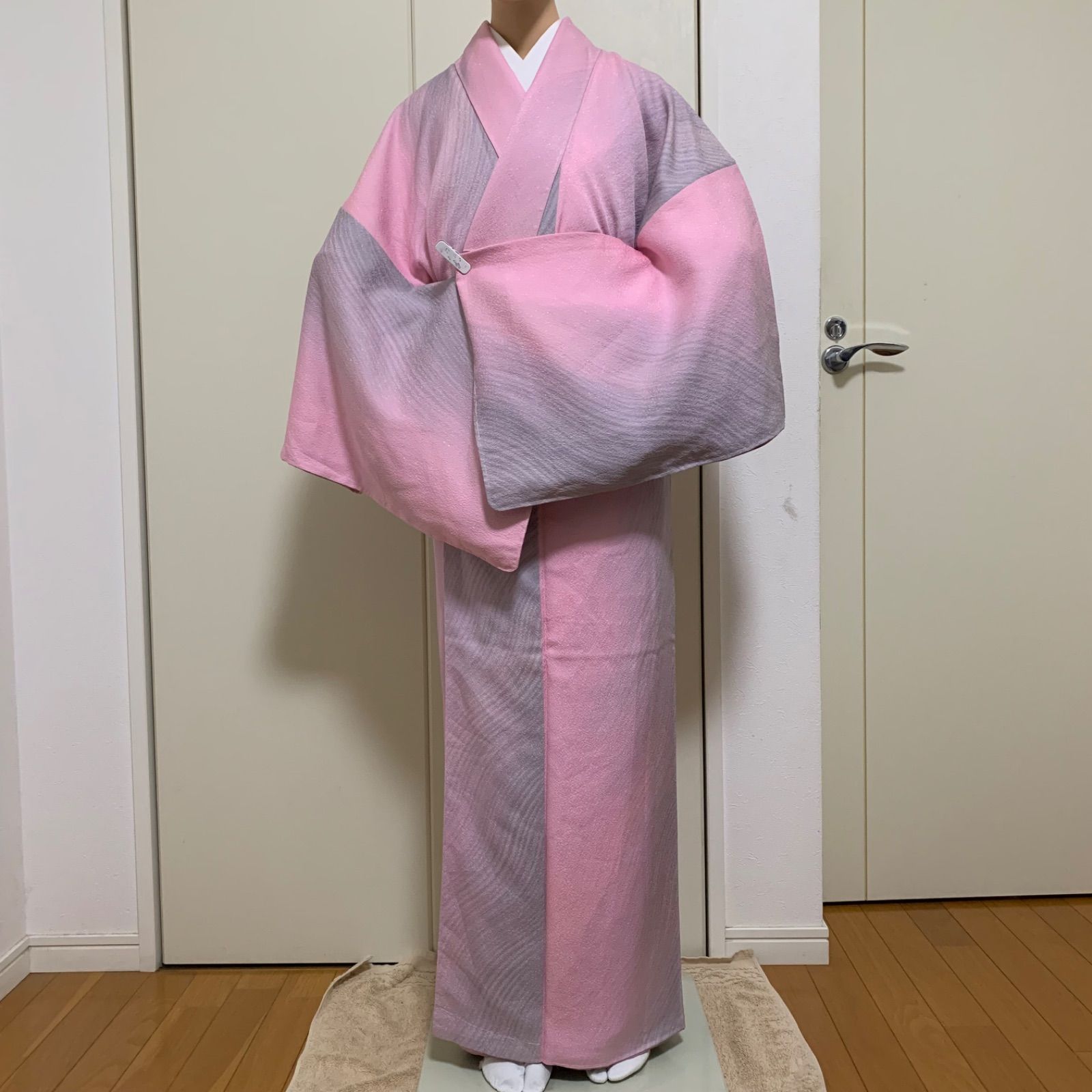  R 1486 着物 小紋 袷 絹 裄66センチ 身丈 背 159センチ レディース しつけ糸付き 染色作家物 小紋 着物