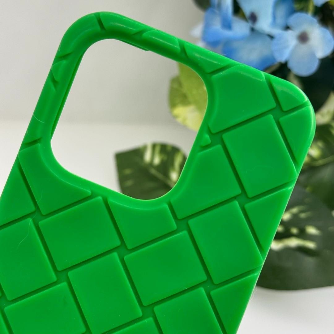 ボッテガヴェネタ iPhone14 Pro 緑 スマホケース 071250 ボッテガヴェネタ iPhone14 Pro 緑 スマホケース 071250 - メルカリ