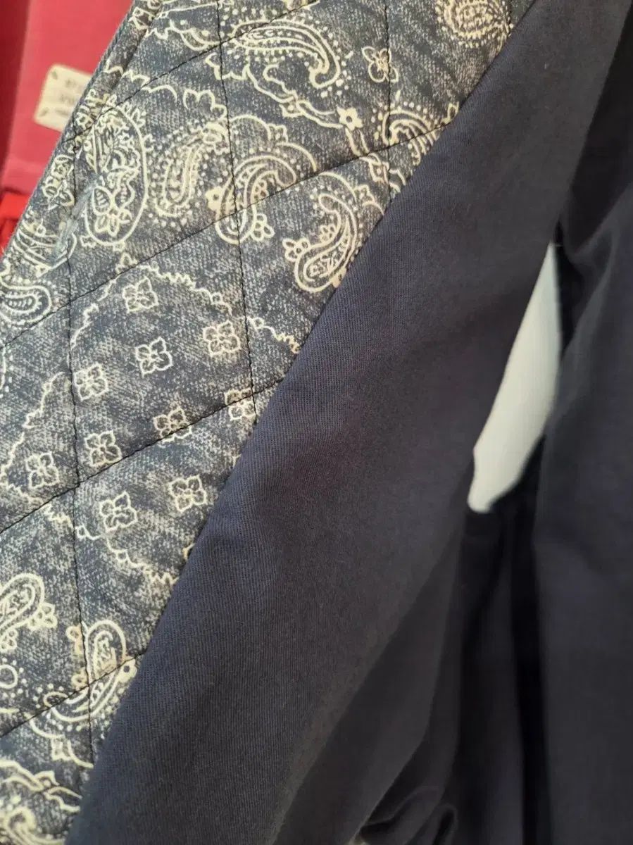 ペイズリーバルーンキルティングベスト