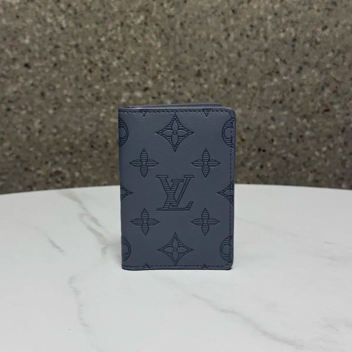 ルイヴィトン モノグラム シャドウ オーガナイザー カードウォレット