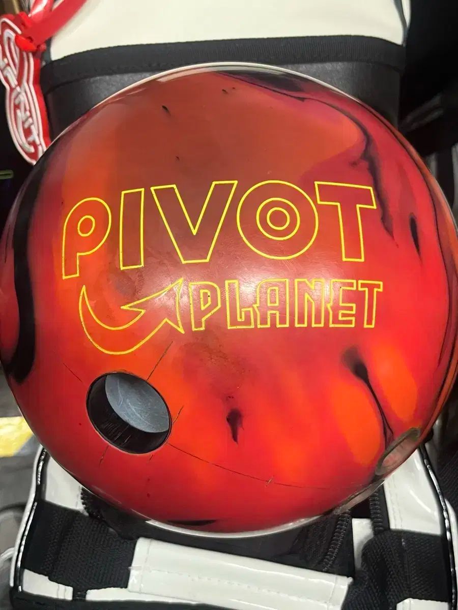 エボナイト EBONITE ピボット プラネット ボーリング 15P