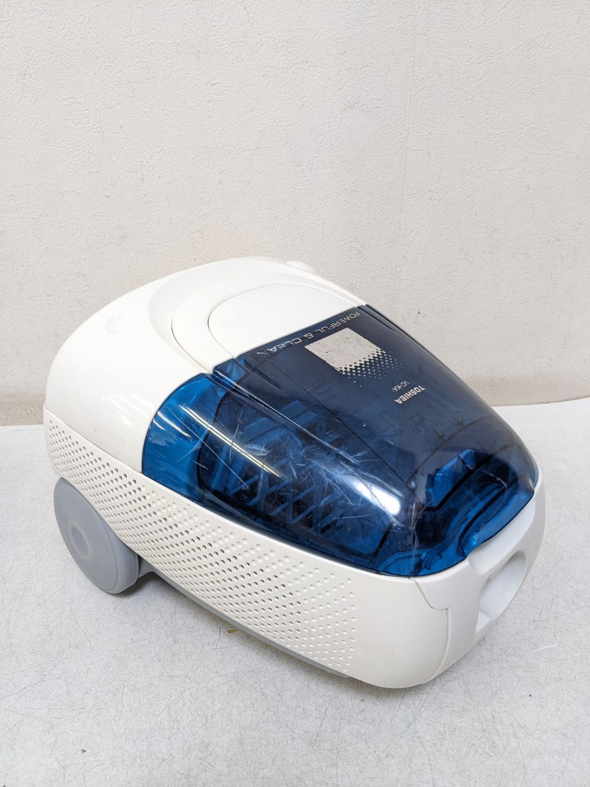 TOSHIBA VC-KA1-L 紙パック式掃除機 2012年製 TOSHIBA VC-KA1-L 紙パック式掃除機 2012年製 - メルカリ