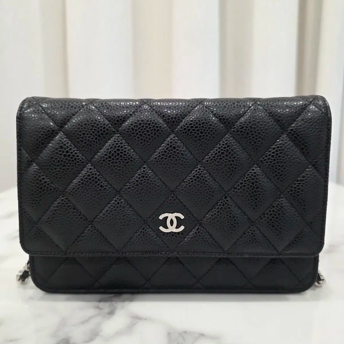 数 CHANEL キャビア WOC ブラック シルバー 26番台
