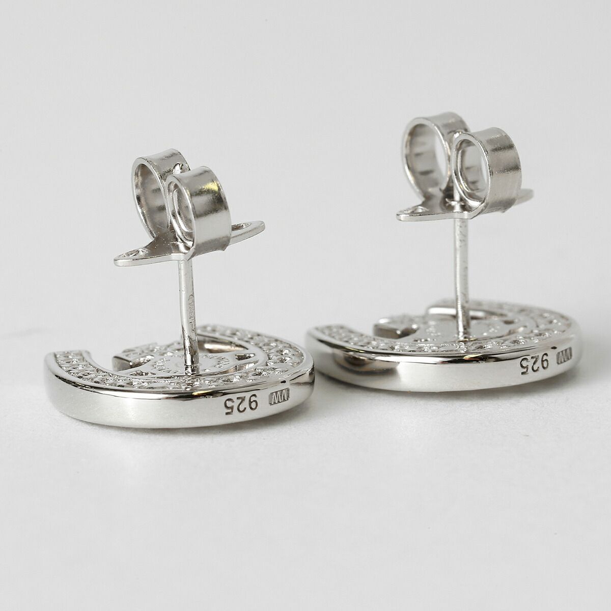 ヴィヴィアン ウエストウッド Vivienne Westwood ピアス プラチナ