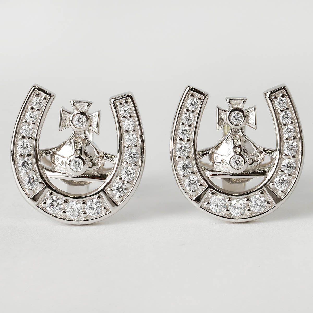 ヴィヴィアン ウエストウッド Vivienne Westwood ピアス プラチナ