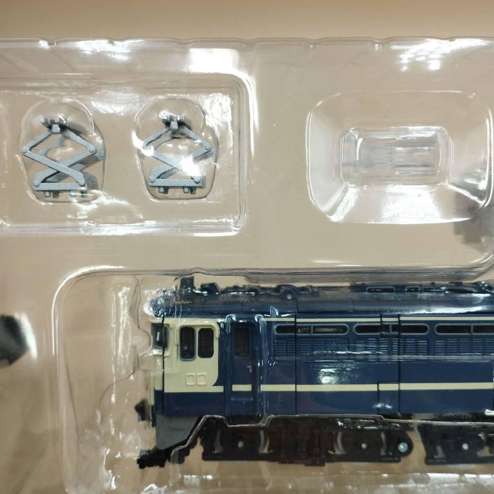 D 12741 タカラトミー トレインボットゲツエイ MPG-02 トランスフォーマー