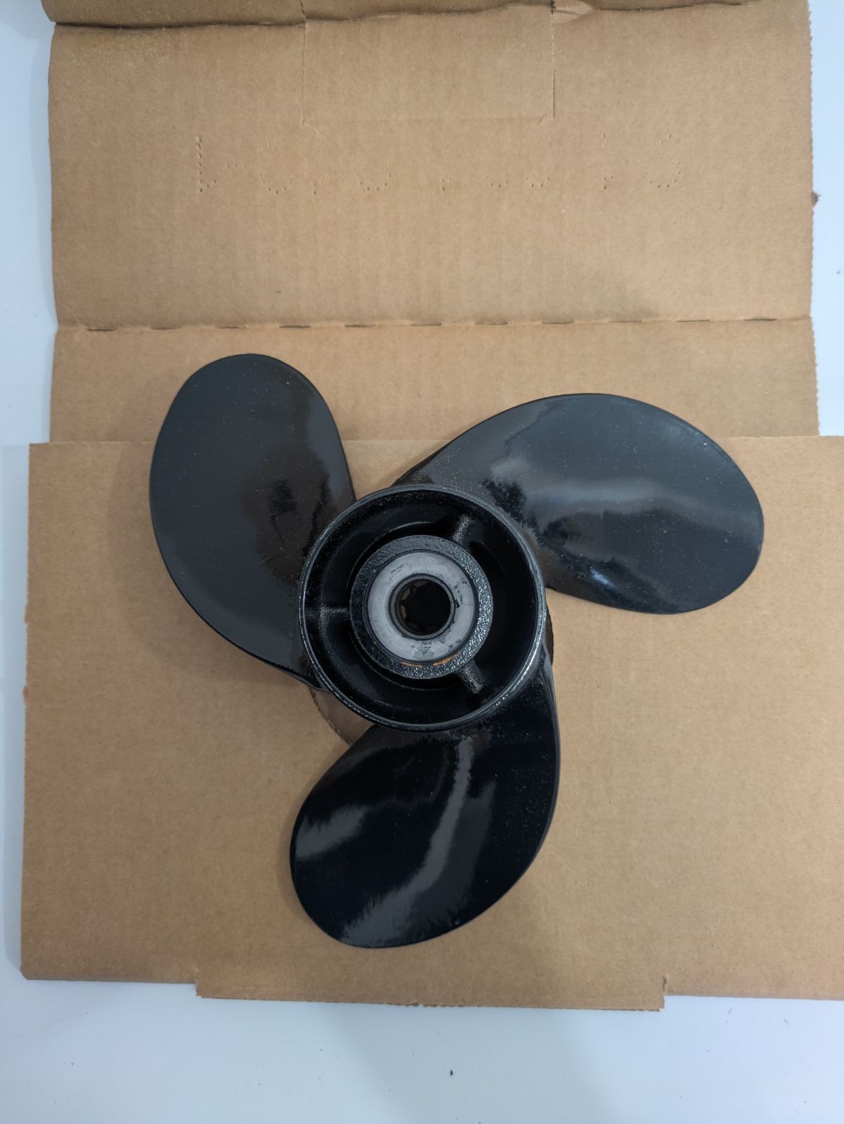 マーキュリー MERCURY プロペラ 部品番号48-828156A12