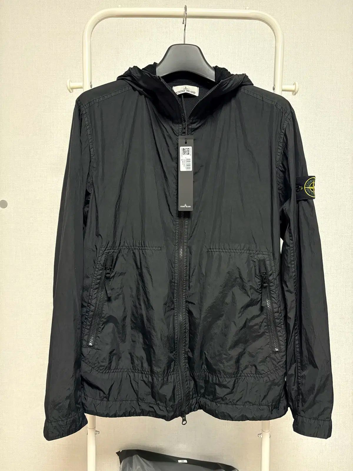 STONE ISLAND ストーンアイランド 40522 クリンクルレップス フード ジャケット ウィンドブレーカー L ブラック ODELLYA_COM