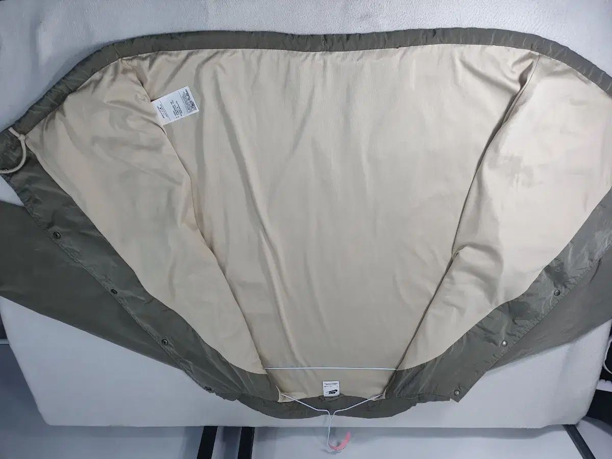 ウィンドブレーカー ウーブン