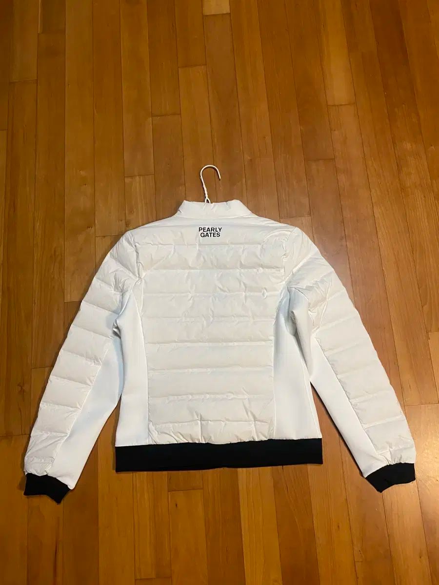 グースダウン ストレッチ