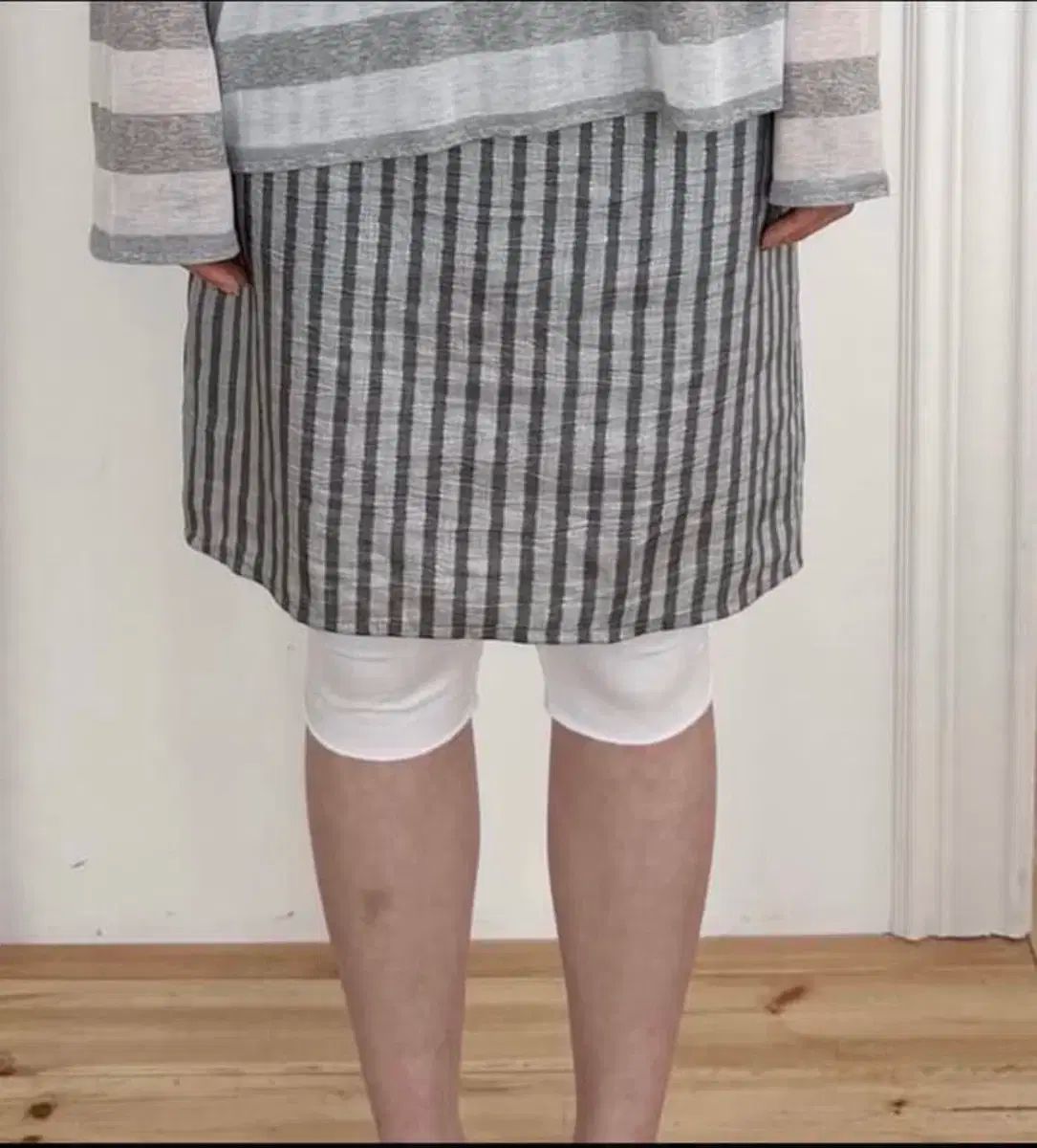 낫띵에브리띵 シグネチャーストライプスカート 2