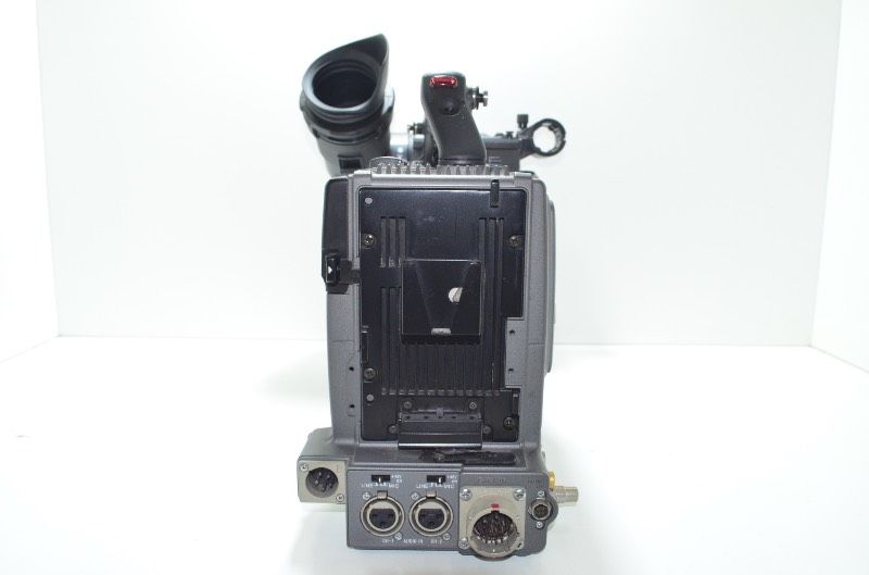 送料無料】 ソニー SONY DSR-300 デジタルビデオカメラ 本体のみ