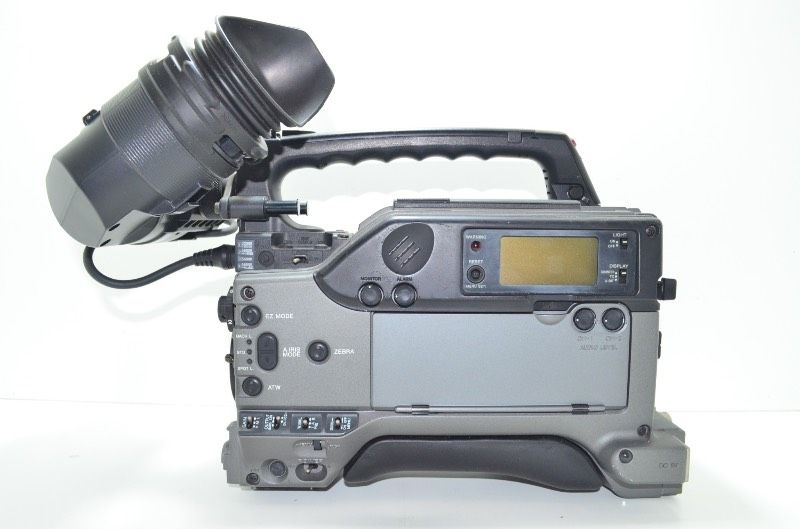■【当時価格130万円以上のカメラ】SONY　DSR-300A DVカメラ DSR-300 / DVCAM Camcorder【中古放送用・業務用 映像機器・音響機器の