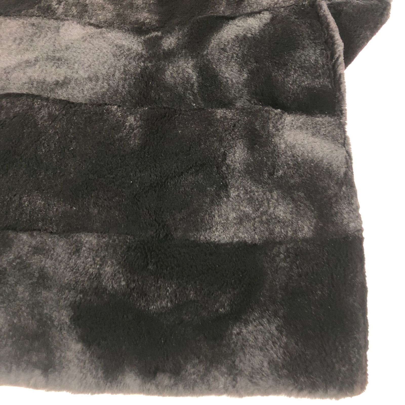 A1114-8-5 GRES グレ レディース ファージャケット ブラック