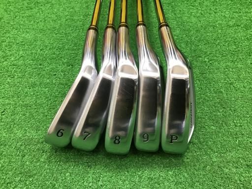 マジェスティゴルフ 旧マルマン MAJESTY CONQUEST 2025 5S アイアンセット IR NS PRO 950GH neo フレックスR メンズ 男性用 右利き 右用 Cランク ゴルフクラブ