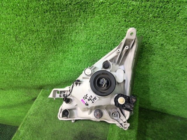 ムーヴ\\u2044ムーブ DBA-LA100S 右ヘッドライト KF-DET\\u2044KFターボ X07 100 ムーヴ/ムーブ DBA-LA100S 右ヘッドライト KF-DET/KFターボ X07 100-51060 81110-B2620 221399 ムーヴ\\u2044ムーブ DBA-LA100S 右ヘッドライト KF-DET\\u2044KFターボ X07 100 ムーヴ/ムーブ DBA-LA100S 右ヘッドライト KF-DET/KFターボ X07 100-51060 81110-B2620 221399