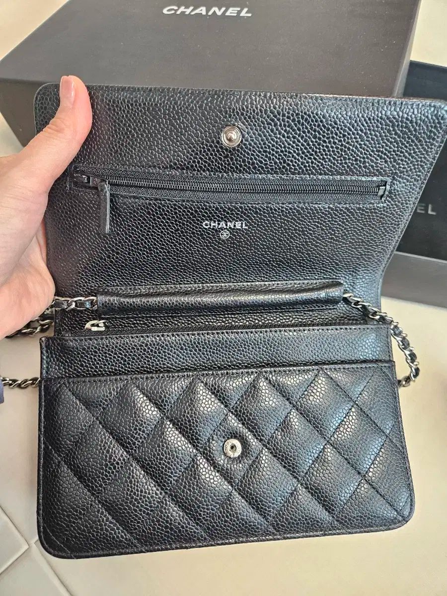  シャネル キャビア ブラック WOC シルバー メッセンジャーバッグ ショルダーバッグ