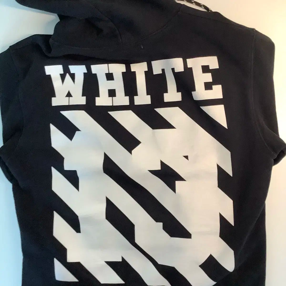 オフホワイト カラヴァッジオ フーディー s