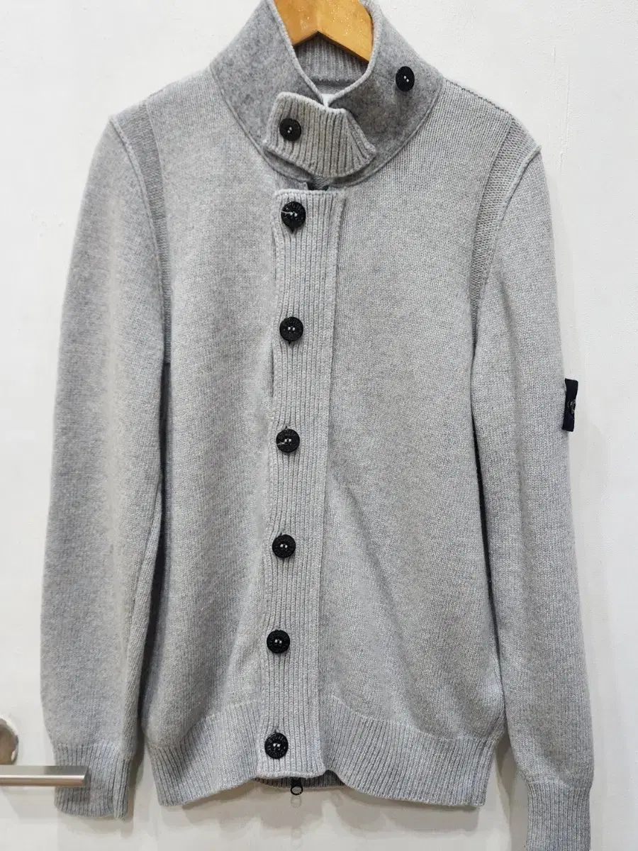 ストーンアイランド ワッペン ハイネック ニット ボタン カーディガン M