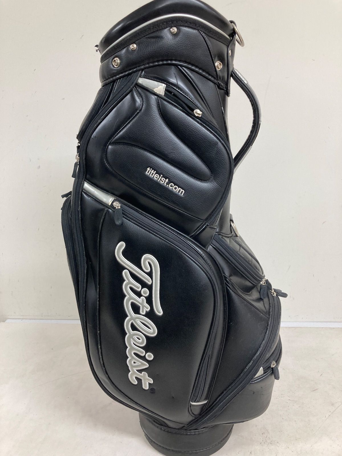 タイトリスト キャディバッグ Titleist キャディーバック ゴルフバック Titleist新品タイトリスト ゴルフ プレミアム | 新作 - ホワイト スタンド式 スリム TITLEIST(タイトリスト) キャディバッグ９型
