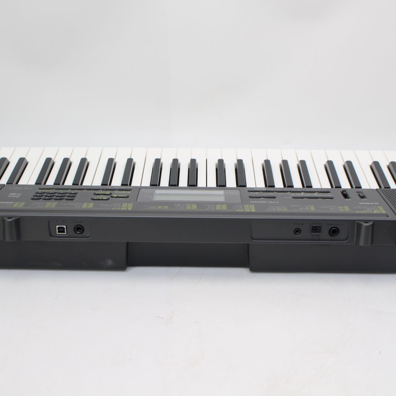IS730)CASIO キーボード カシオ CTK-2200 400音色／110曲内蔵、ピアノ 