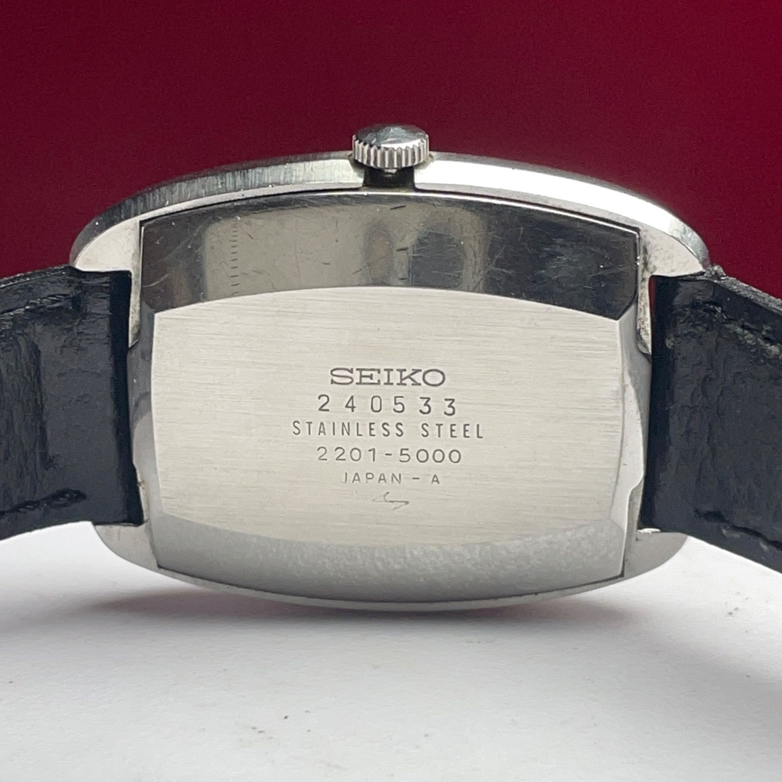 トノー型ケース