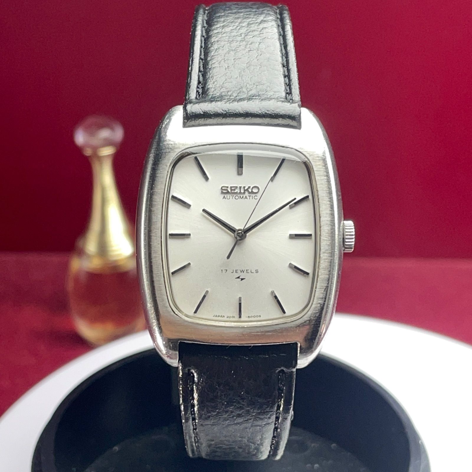  70s SEIKO シャリオ ハイビート 自動巻 トノー型ケース ヴィンテージ アンティーク 稼働品 セイコー シルバー文字盤 腕時計 ナイロンジャケット 自動巻き時計 腕時計(アナログ)