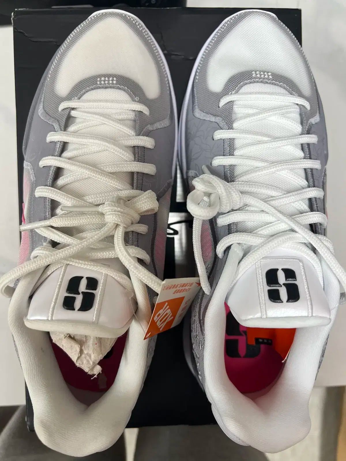 ナイキスニーカー FZ 1517 100