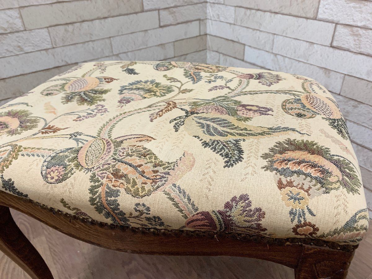 ♡アンティーク　 木製椅子 　ゴブラン織　猫足　鋲打ち♡ ◇イタリアンクラシック調 スツール 猫脚 鋲打ち ゴブラン織り