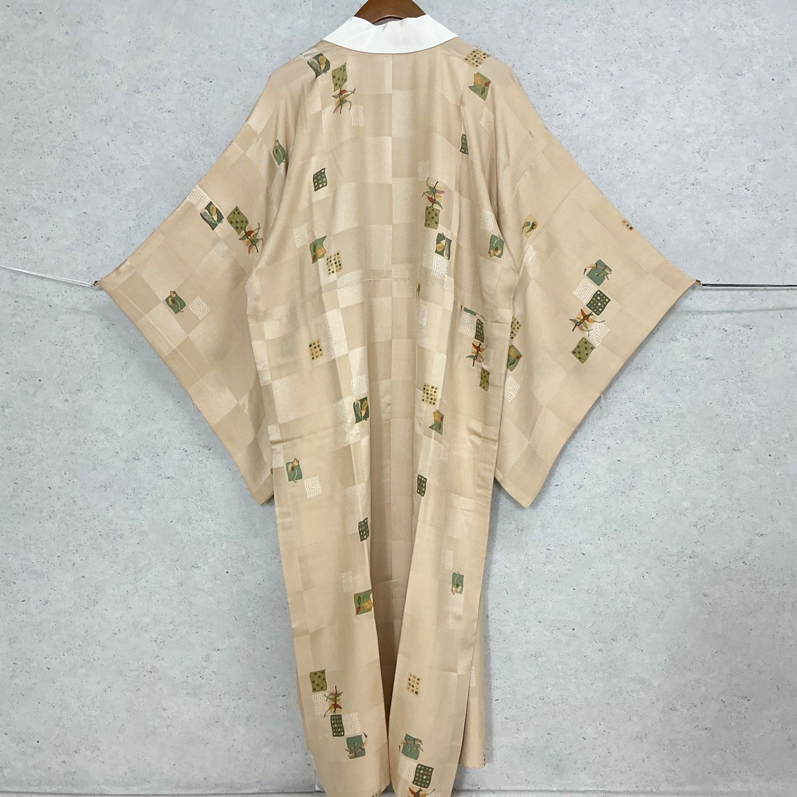 kimono+one◇美品◇長襦袢◇正絹◇単衣◇健勝苑ガード◇居敷当て付き