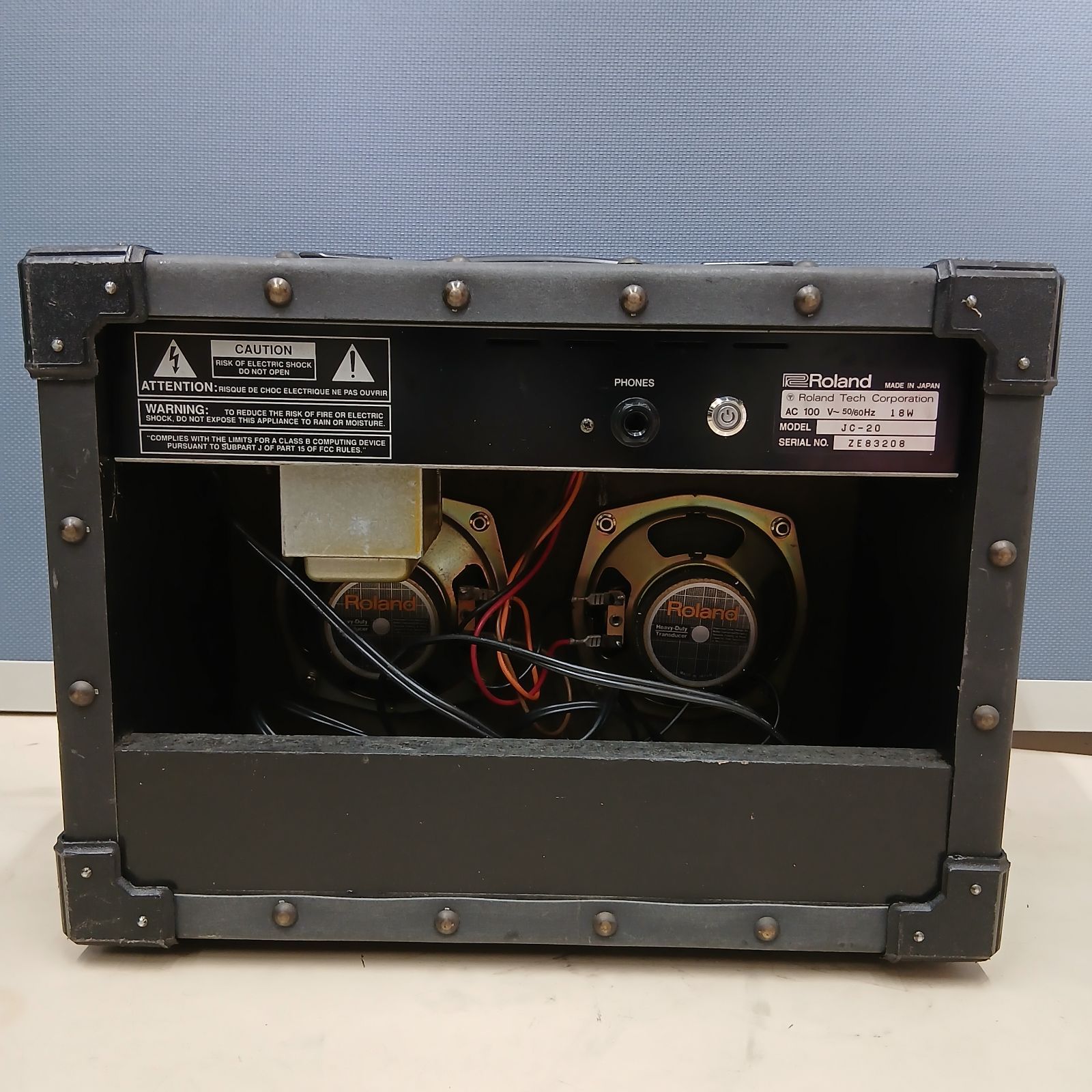 Roland JAZZ CHOURUS JC 21 ギターアンプ Bluetooth機能搭載