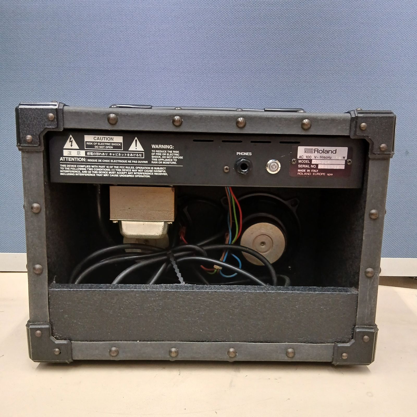 Roland JAZZ CHOURUS JC 20 ギターアンプ Bluetooth機能搭載