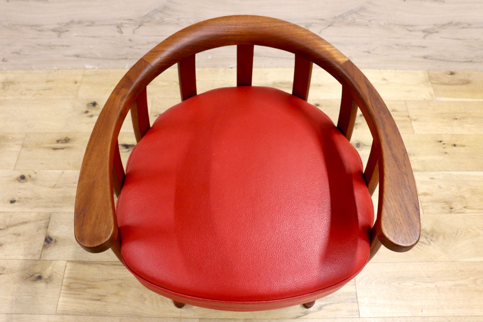 スウェデッセ ラミノ ラウンジチェア レザー カンディハウス