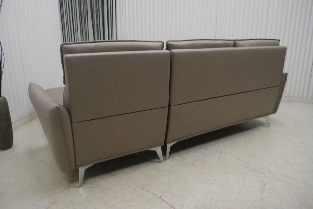 ラグジュアリーモダン