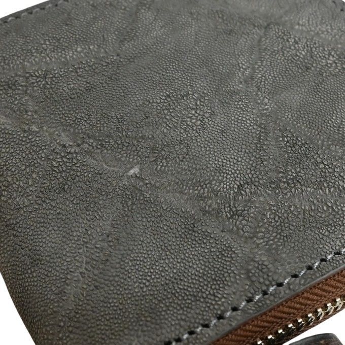 Kc's ケイシイズ ビルフォールド　財布　 ラウンドジップ エレファント　象革 ビルフォールド ラウンドジップ エレファント | ケイシイズ 【公式