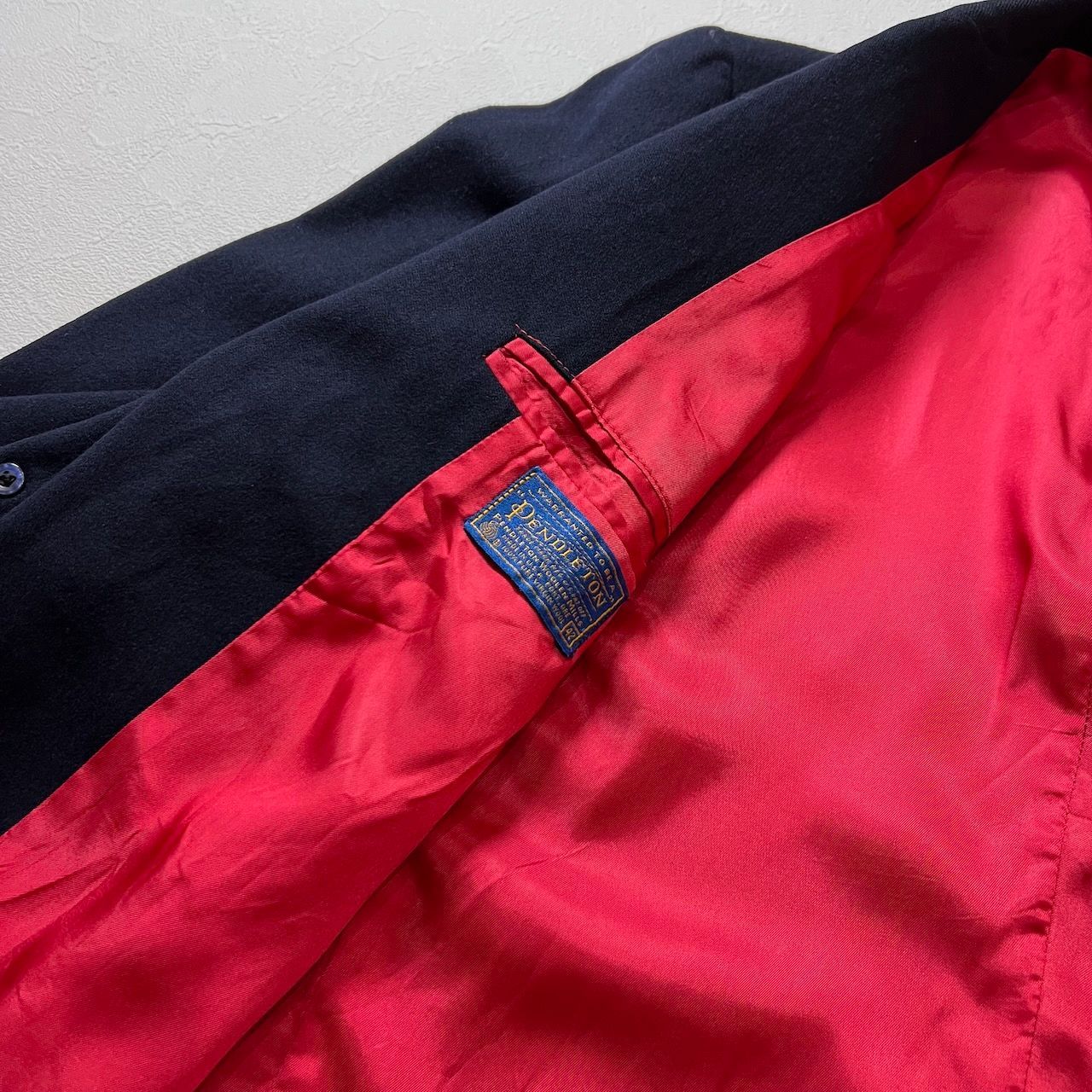 金ボタン ウール