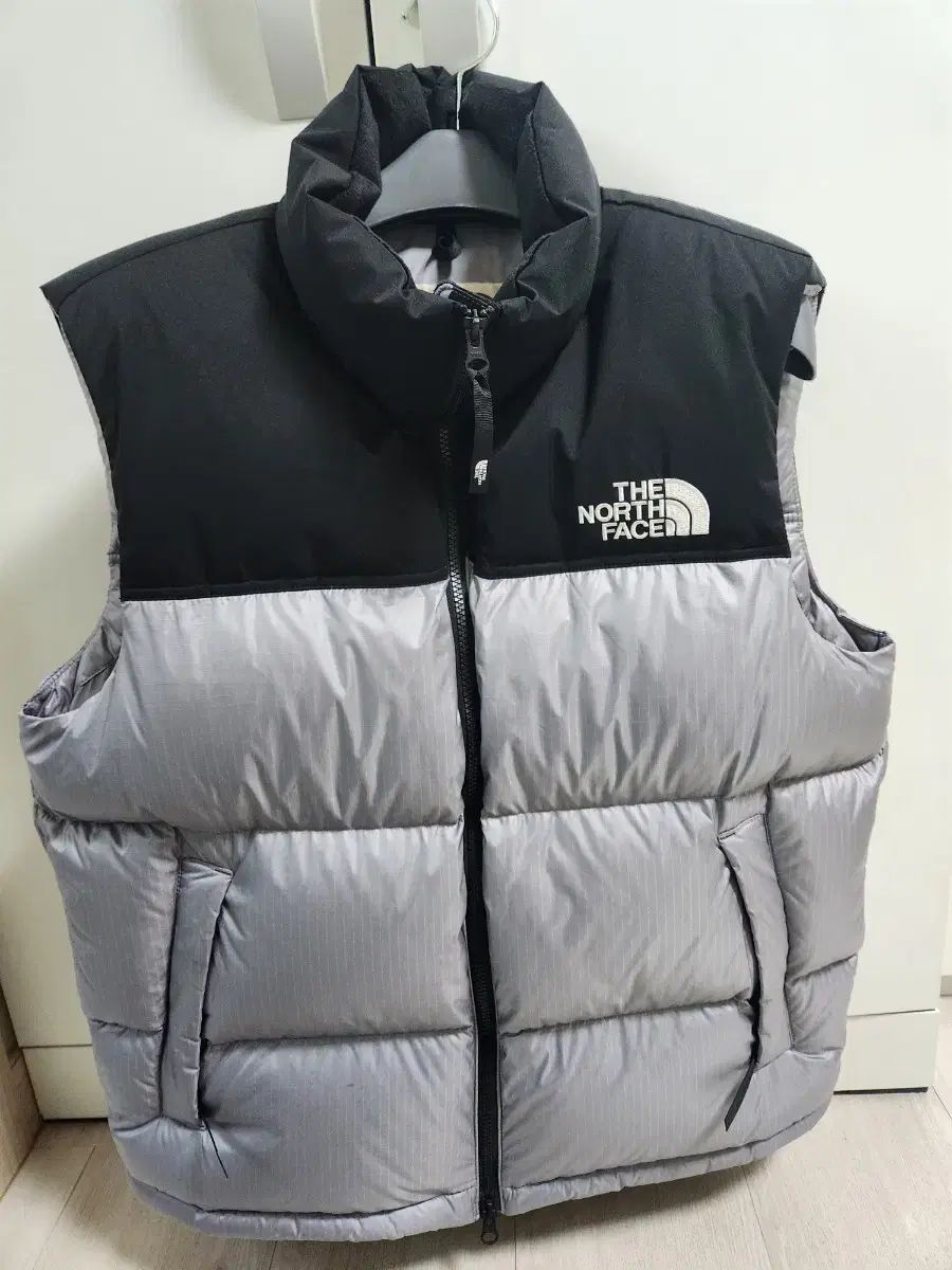 THE NORTH FACE ザノースフェイス 白 ラベル Nuptse ヌプシ ダウン BEST ベスト ヘザー グレー L