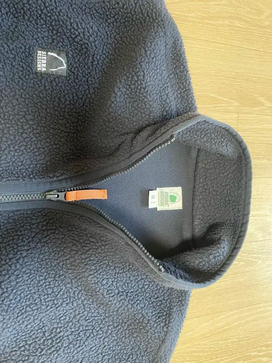 シエラ デザイン ネイビー フリース