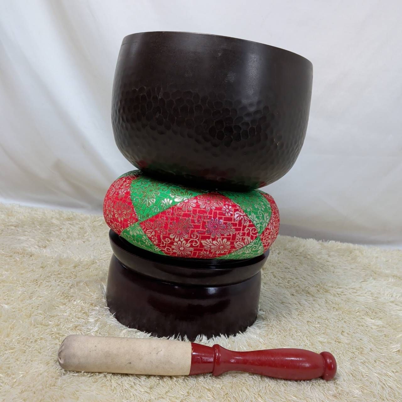 仏具セット おりん 大 8寸 8号 りん布団 台 りん棒 傷汚れあり