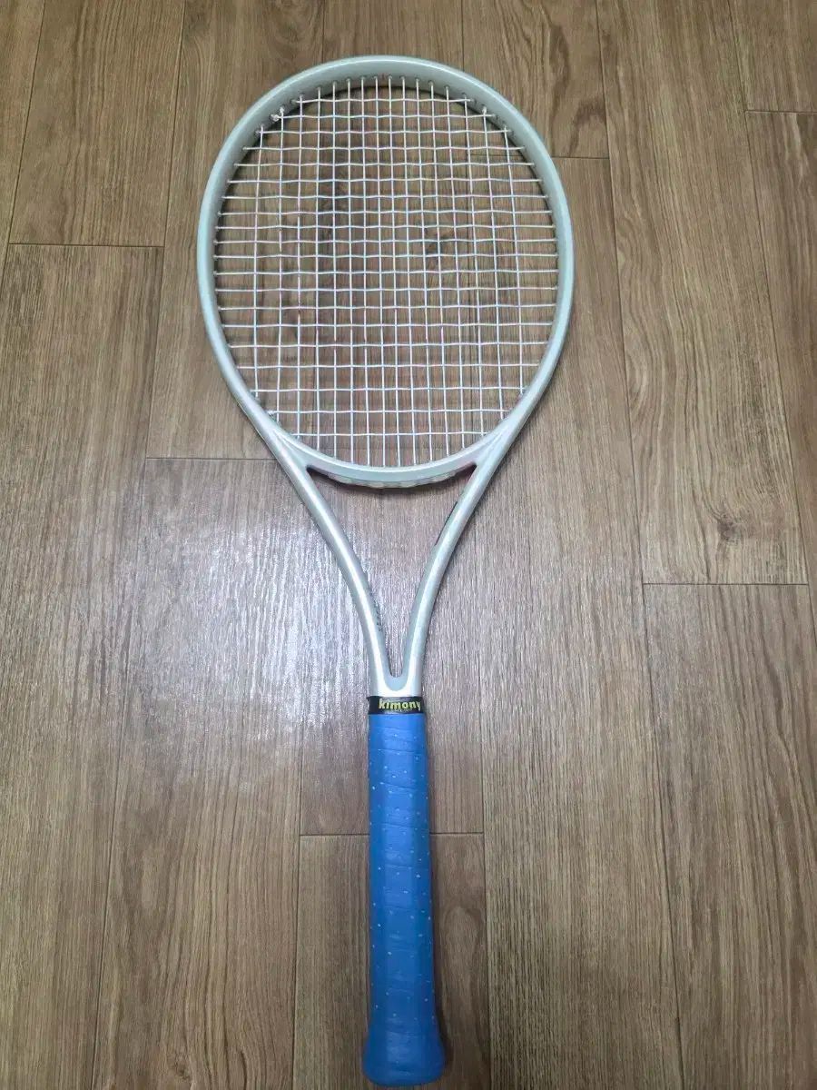 ウィルソン シフト99 v1 300G 2グリップ