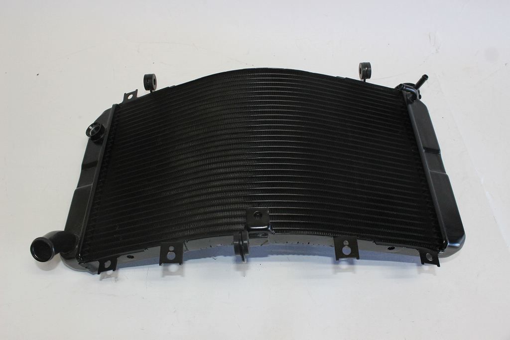 品 SUZUKI GSX R 1300 1999 2007 ハヤブサ ラジエーター