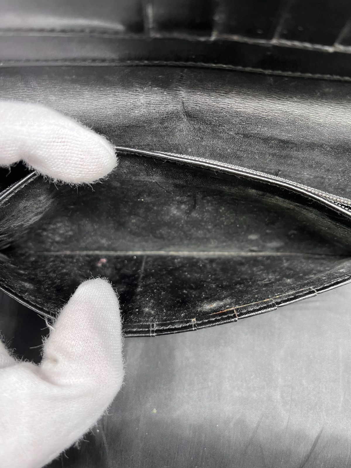 カルティエ 長財布